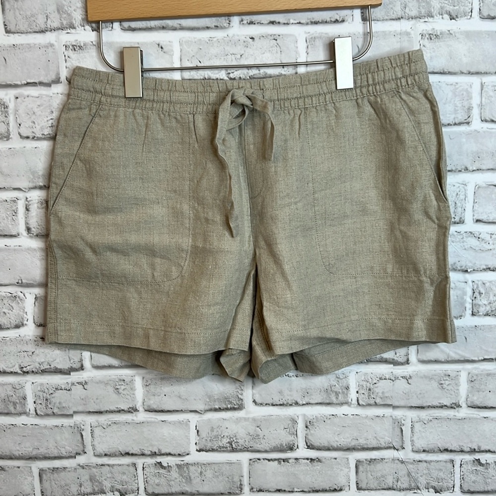 NWT! Garnet Hill Coastal Linen Shorts – 4" inseam - Picture 2 of 8